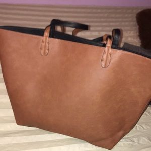 Brown shoulder bag